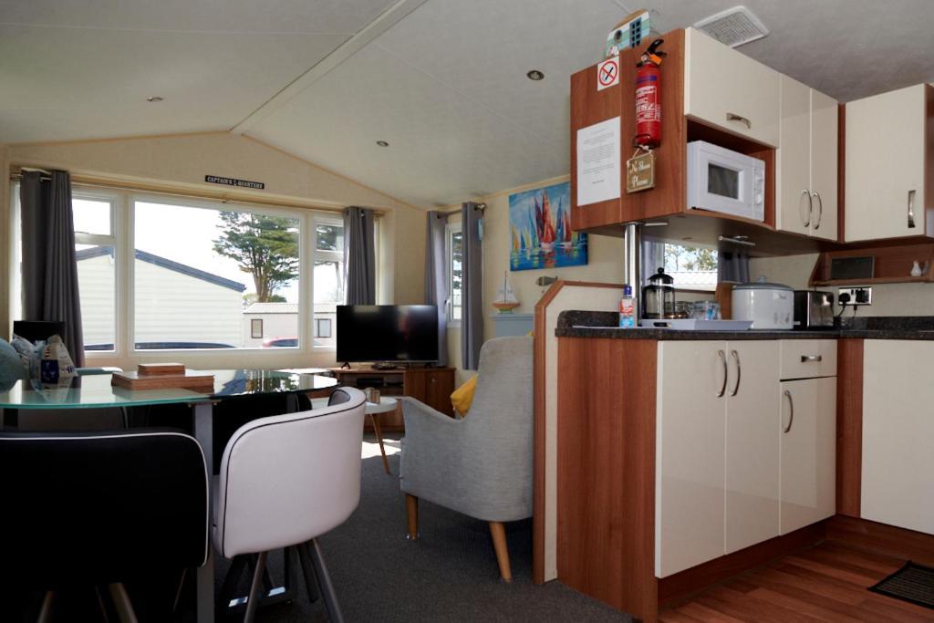 Captain'S Quarters B67 Brixham Exteriör bild